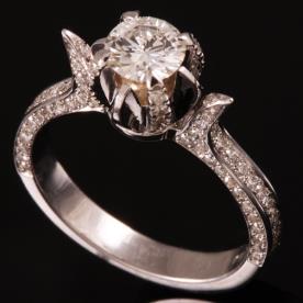 טבעת אירוסין סוליטייר זהב לבן