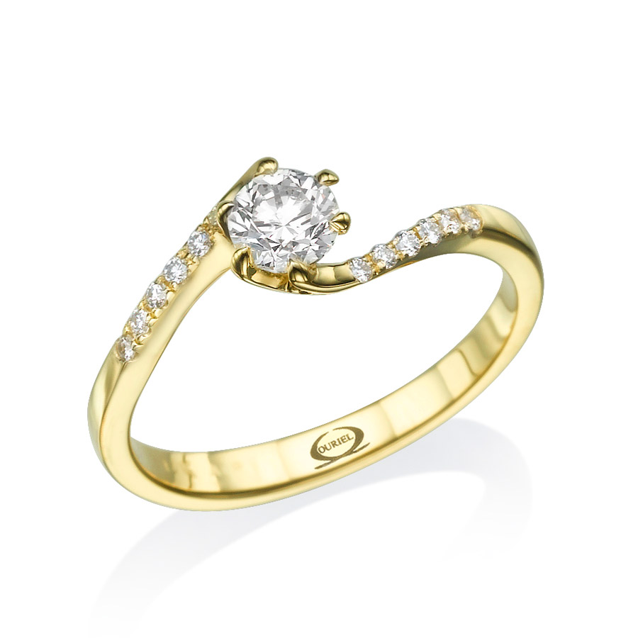 טבעת אירוסין סוליטייר עם יהלומים