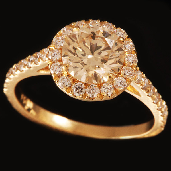 טבעת אירוסין מזהב יהלום עגול