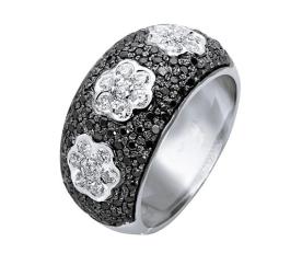 טבעת אירוסין פרחים ויהלום שחור