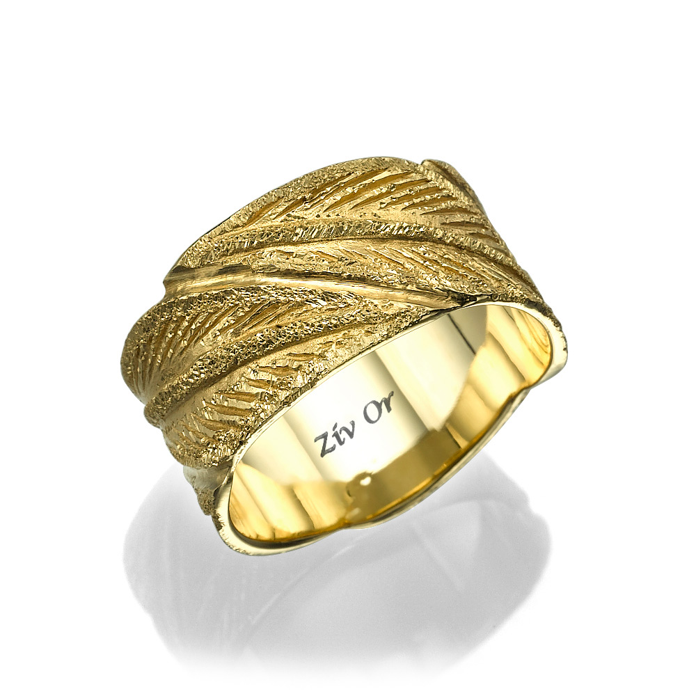 טבעת זהב מחוספסת עם נצנוץ