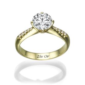 טבעת אירוסין משובצת יהלום גדול 