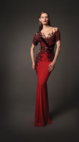 שמלת ערב אדומה נועזת