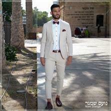 חליפת חתן מעוצבת בשילוב אפור בהיר ולבן חנות חליפות בבאר שבע - נועם שמגר