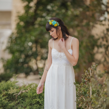 שמלת כלה מחשוף עמוק שמלת כלה מחשוף עמוק