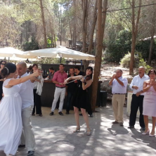 סלואו עם כנרית סלואו עם כנרית