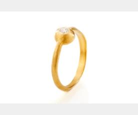 טבעת אירוסין יהלום עדין