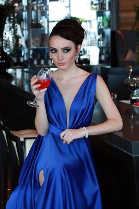 שמלת ערב כחולה