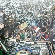 רחבת ריקודים מלאה באירוע של DJ FIXMIX מוזיקה לאירועים - DJ FIXMIX