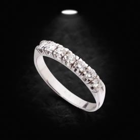 טבעת אירוסין אטרניטי זהב לבן