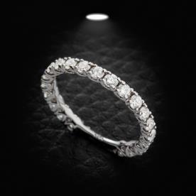 טבעת אירוסין יהלומים עדינים