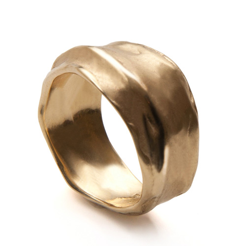 טבעת נישואין עבה ייחודית 