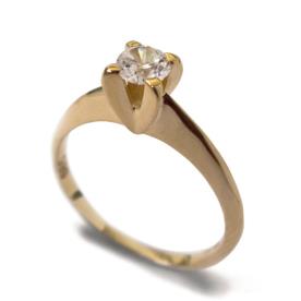 טבעת אירוסין סוליטייר זהב צהוב