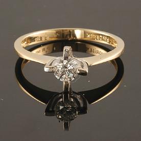 טבעת אירוסין קלאסית זהב צהוב