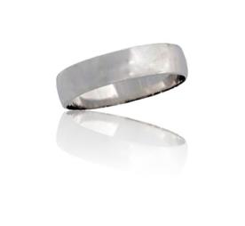 טבעת נישואין קלאסית מזהב לבן
