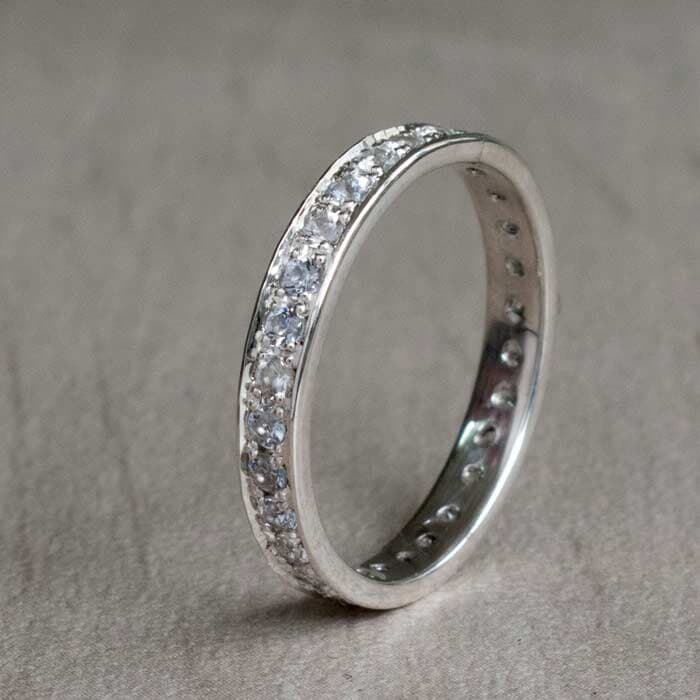 טבעת אירוסין משובצת יהלום