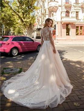 שמלת כלה: שמלה בסגנון רומנטי, שמלה עם תחרה, שמלה עם שובל, שמלה עם גב חשוף, שמלה בצבע לבן - ROZAN רוזאן