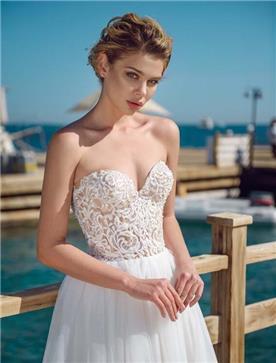 שמלת כלה: שמלה בסגנון רומנטי, שמלה עם תחרה, שמלה עם מחשוף, שמלה עם מחוך, שמלה בצבע לבן - ROZAN רוזאן