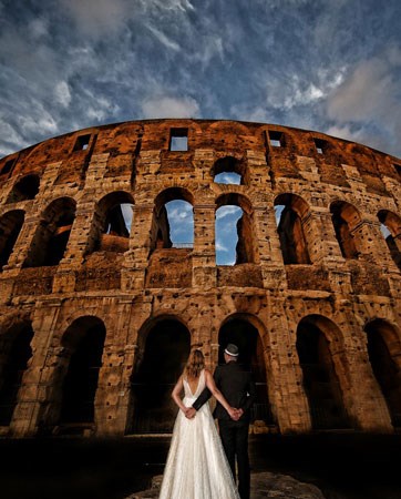לפני האספרסו הראשון: צילומי זוגות ברומא