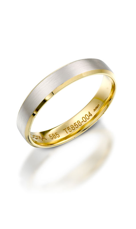 טבעת נישואין מזהב צהוב ולבן עם חריטה פנימית