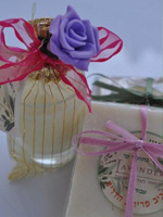 נר משמן זית וסבון טבעי בעבודת יד (לבנדר, צילום: יח"צ)